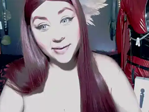 Snapshot of Evadiryxxx chatting on 22, 5, 2026 Evadiryxxx online show from 22, 5, 2026