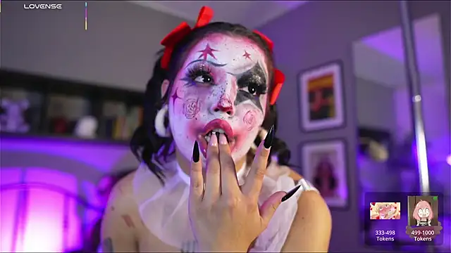 Snapshot of diamond_dustt chatting on 26, 10, 2025 diamond dustt online show from 26, 10, 2025