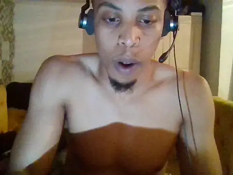 Snapshot of Capital_T chatting on 29, 10, 2025 Capital T online show from 29, 10, 2025