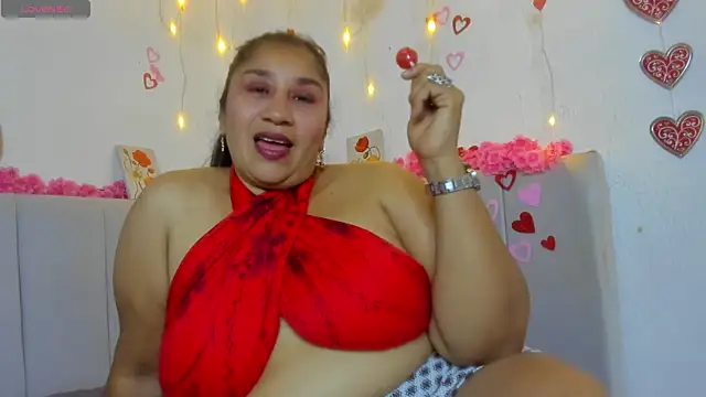 milf latinn online show from 26, 9, 2025