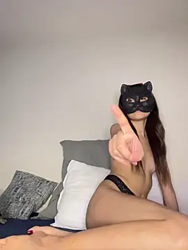 Clavelnegro online show from 5, 11, 2025