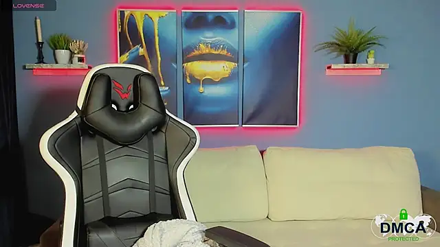 Roxy foxi online show from 27, 11, 2025