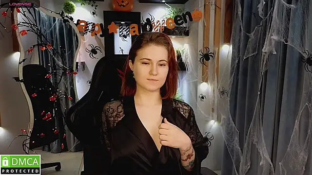 Roxy foxi online show from 3, 11, 2025