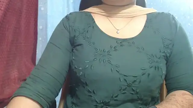 Snapshot of Bangla_sexy_rani chatting on 20, 9, 2025 Bangla sexy rani online show from 20, 9, 2025