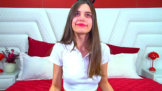 ArianaAllens online show from 8, 11, 2025