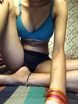 Aidakhan1212 online show from 20, 2, 2026