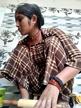 LUCKY cut online show from 6, 4, 2026