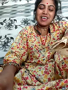 Snapshot of LUCKY_cut chatting on 22, 5, 2026 LUCKY cut online show from 22, 5, 2026