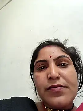 Snapshot of LUCKY_cut chatting on 3, 5, 2026 LUCKY cut online show from 3, 5, 2026
