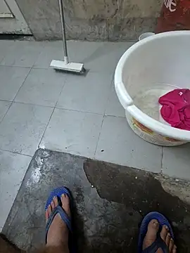 Snapshot of kkkk1882 chatting on 23, 12, 2025 kkkk1882 online show from 23, 12, 2025