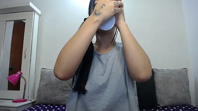 Taylormegan online show from 25, 10, 2025