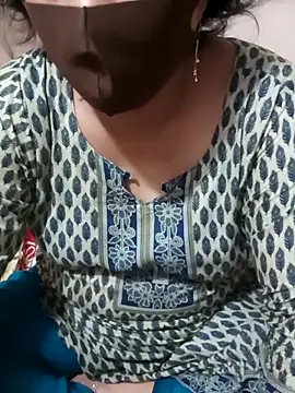 Snapshot of Nila_Boudi chatting on 30, 9, 2025 Nila Boudi online show from 30, 9, 2025