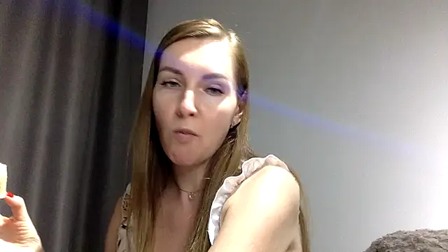 Varnyx online show from 2, 11, 2025