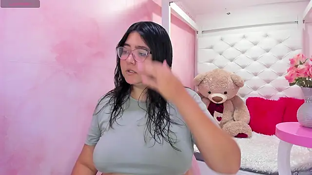 Snapshot of Dulce_meow chatting on 11, 10, 2025 Dulce meow online show from 11, 10, 2025