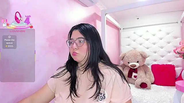 Snapshot of Dulce_meow chatting on 9, 10, 2025 Dulce meow online show from 9, 10, 2025