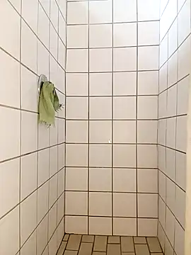 SweetSlenderChoc online show from 8, 4, 2026