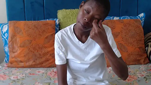 SweetSlenderChoc online show from 25, 3, 2026