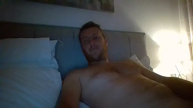 Londonlad818 online show from 29, 5, 2026