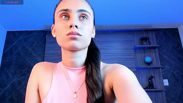 sofiapalacioss online show from 14, 11, 2025