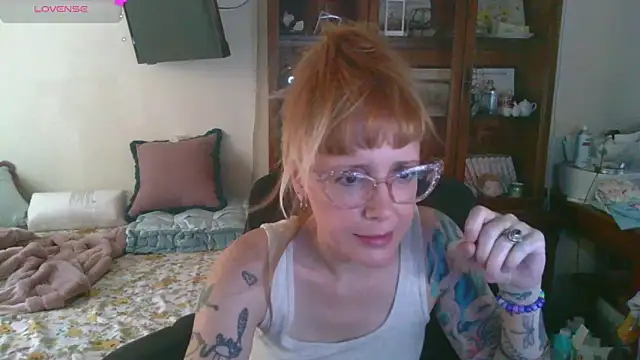 vintagelorraine online show from 4, 10, 2025