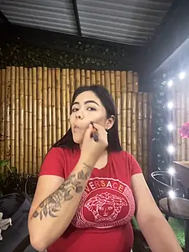 jasmincollin  online show from 1, 11, 2025