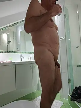 Snapshot of Oldmenhot66 chatting on 11, 1, 2026 Oldmenhot66 online show from 11, 1, 2026