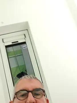 Oldmenhot66 online show from 18, 10, 2025