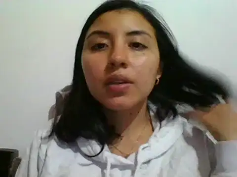 Snapshot of _Romilly_ chatting on 18, 9, 2025 Romilly online show from 18, 9, 2025