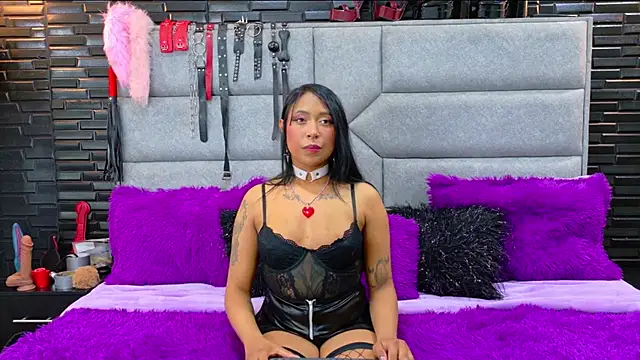 DaiaRousi online show from 11, 11, 2025