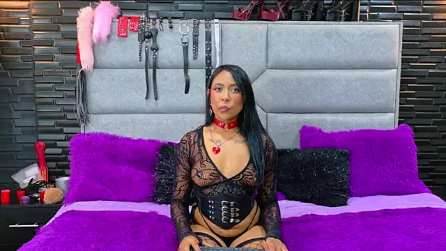 DaiaRousi online show from 14, 11, 2025