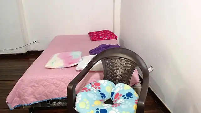 Snapshot of _aslhey_naughty chatting on 30, 11, 2025 aslhey naughty online show from 30, 11, 2025