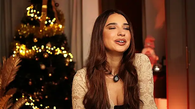 ItalianGirl online show from 15, 12, 2025