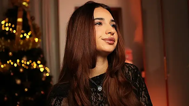 ItalianGirl online show from 16, 12, 2025