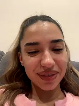 ItalianGirl online show from 24, 10, 2025