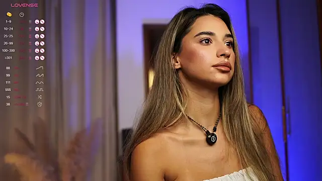 ItalianGirl online show from 7, 10, 2025