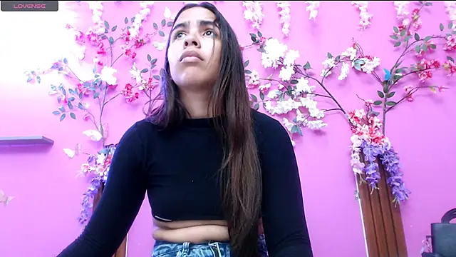 skinnysofia18 online show from 20, 6, 2026