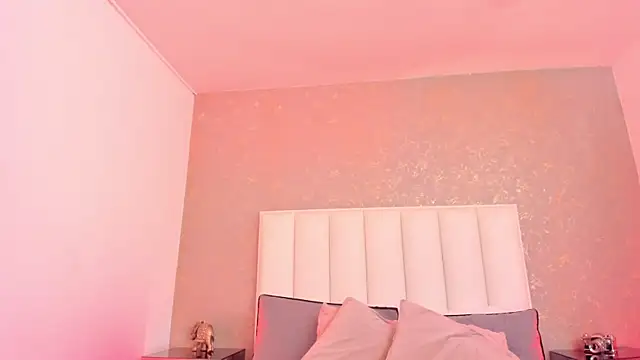 KaylieBrooks online show from 10, 4, 2026