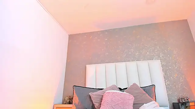 KaylieBrooks online show from 30, 3, 2026