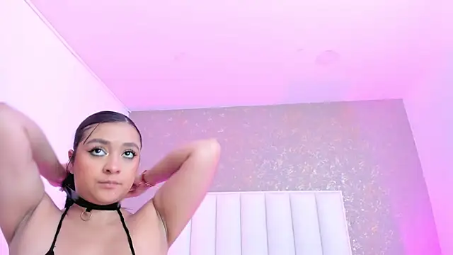 KaylieBrooks online show from 20, 4, 2026