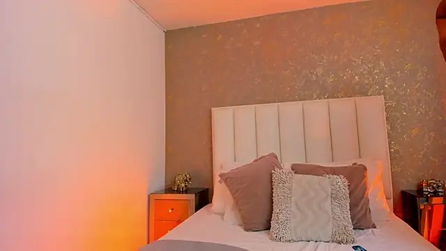 KaylieBrooks online show from 10, 3, 2026