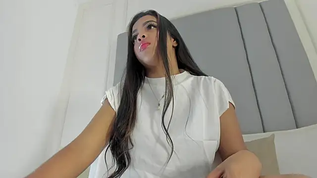Snapshot of CannelaSmith chatting on 14, 6, 2026 CannelaSmith online show from 14, 6, 2026