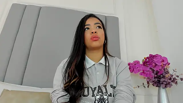 Snapshot of CannelaSmith chatting on 11, 7, 2026 CannelaSmith online show from 11, 7, 2026