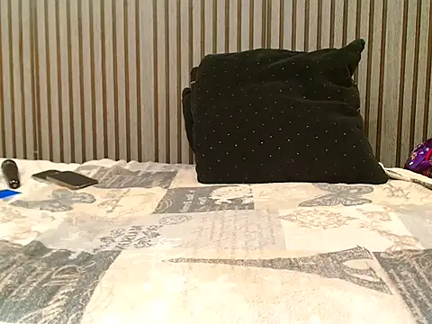 ROYALASS25 online show from 22, 3, 2026