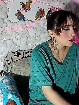 Liittle Sinn online show from 5, 10, 2025