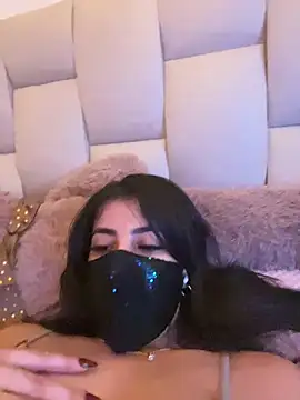 Snapshot of al_anoud chatting on 12, 11, 2025 al anoud online show from 12, 11, 2025