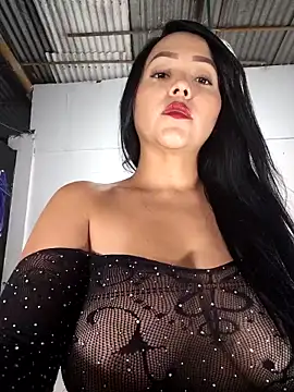 karly hot  online show from 5, 4, 2026