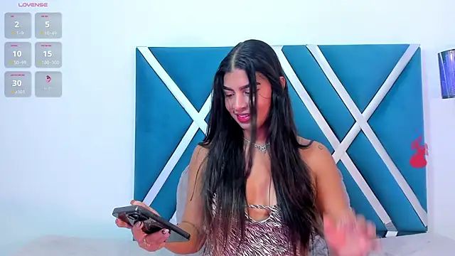 Snapshot of SophiaSalazar_ chatting on 14, 11, 2025 SophiaSalazar online show from 14, 11, 2025