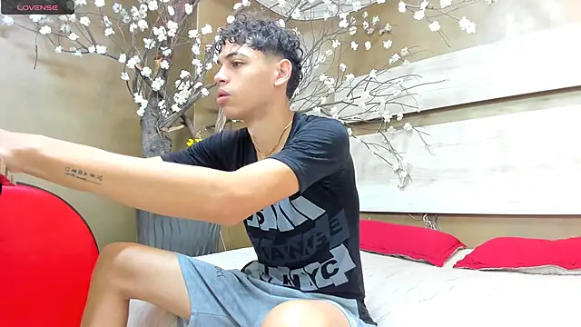 Mycandyfor You online show from 10, 10, 2025