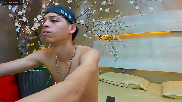 Mycandyfor You online show from 4, 11, 2025