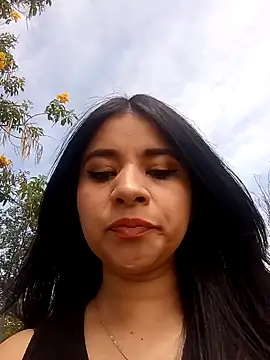 ValerieLove  online show from 4, 2, 2026